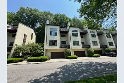 352 N Greeley Avenue, Chappaqua, NY 10514 - Photo 1