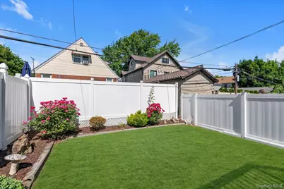 30-36 154th Street, Flushing, NY 11354 - Photo 15