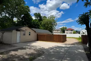 29 Elm Ave, Hempstead, NY 11550 - Photo 3