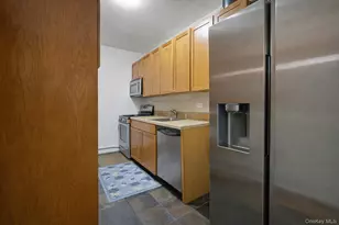 2166 Bronx Pk E, Bronx, NY 10462 - Photo 7