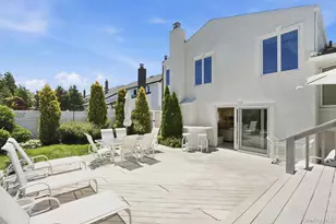 3929 Carrel Blvd, Oceanside, NY 11572 - Photo 29