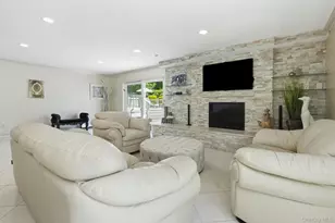 3929 Carrel Blvd, Oceanside, NY 11572 - Photo 7