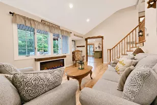47 Newtown Ave, Selden, NY 11784 - Photo 5
