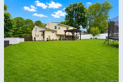 47 Newtown Avenue, Selden, NY 11784 - Photo 23