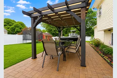 47 Newtown Avenue, Selden, NY 11784 - Photo 27
