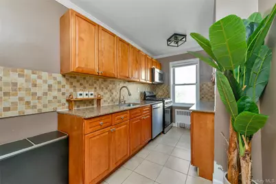 70 Locust Avenue #504B, New Rochelle, NY 10801 - Photo 7