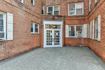 70 Locust Avenue #504B, New Rochelle, NY 10801 - Photo 1
