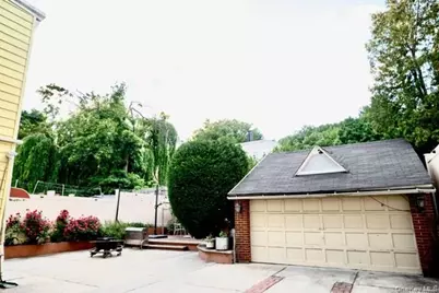 8019 85th Road, Woodhaven, NY 11421 - Photo 25