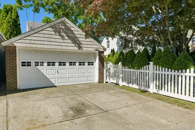 131 Floral Parkway, Floral Park, NY 11001 - Photo 37