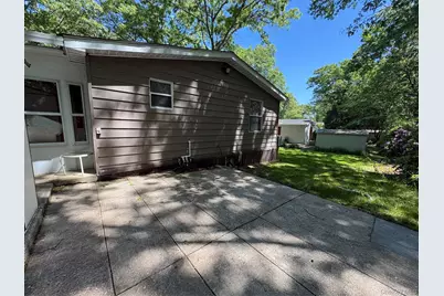 525/78 Riverleigh  Ave, Riverhead, NY 11901 - Photo 13