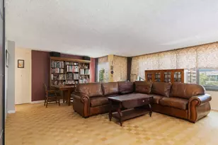 7-25 166th St, Whitestone, NY 11357 - Photo 5