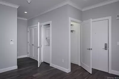 40 Elizabeth Street #N302, Farmingdale, NY 11735 - Photo 5