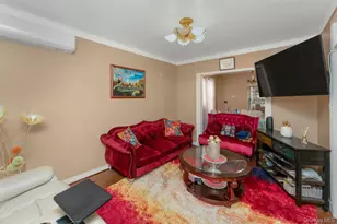 105-23 Remington St, Jamaica, NY 11435 - Photo 29