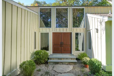 22 Peters Lane, Pound Ridge, NY 10576 - Photo 3