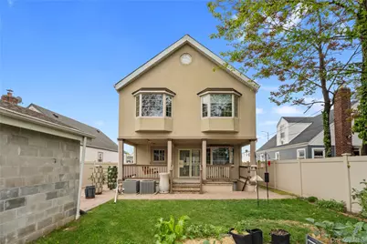 7631 264th Street, New Hyde Park, NY 11004 - Photo 29