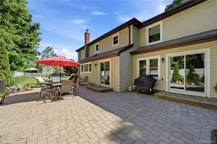 10 Weatherstone Way, Smithtown, NY 11787 - Photo 33