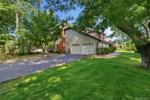 10 Weatherstone Way, Smithtown, NY 11787 - Photo 41