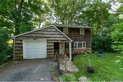 6 Glades Way, Huntington, NY 11743 - Photo 3