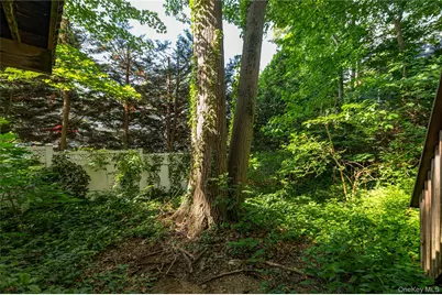 6 Glades Way, Huntington, NY 11743 - Photo 23