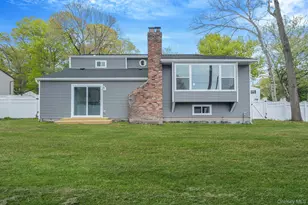 6 Barclay Dr, Coram, NY 11727 - Photo 7