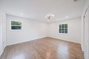 6 Barclay Dr, Coram, NY 11727 - Photo 23