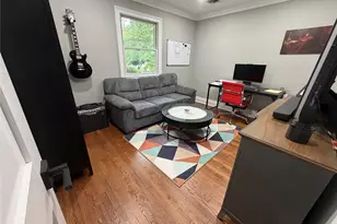 18 Amalia Ln, Commack, NY 11725 - Photo 9