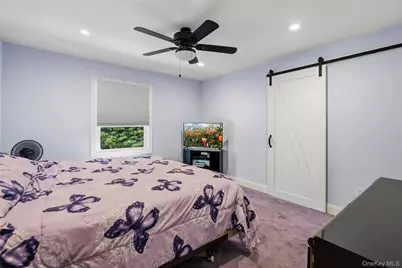 105 Sequams Lane E, West Islip, NY 11795 - Photo 15