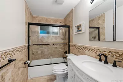 105 Sequams Lane E, West Islip, NY 11795 - Photo 13