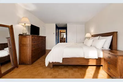 89 N Broadway #214, White Plains, NY 10603 - Photo 17