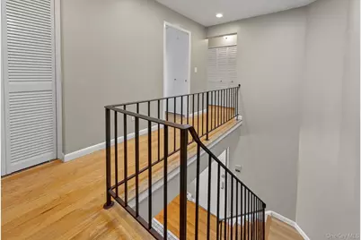 89 N Broadway #214, White Plains, NY 10603 - Photo 15