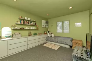 25 Linden Ln, Merrick, NY 11566 - Photo 15