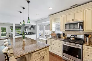 53 Madison Cir, Middle Island, NY 11953 - Photo 7