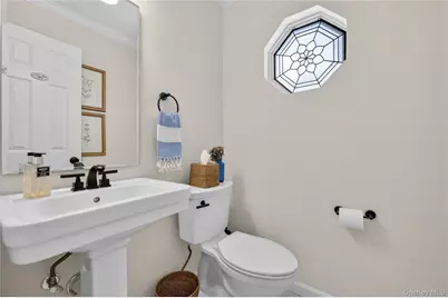 4 Parkridge Court, Huntington, NY 11743 - Photo 13