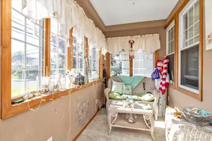 244 Rolling St, Malverne, NY 11565 - Photo 3