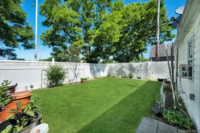 24415 85th Road, Bellerose, NY 11426 - Photo 27