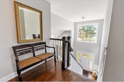 144 Cranberry Court, Melville, NY 11747 - Photo 21