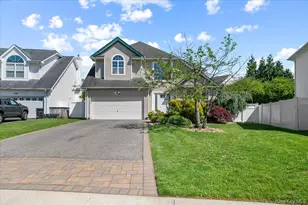 144 Cranberry Ct, Melville, NY 11747 - Photo 45