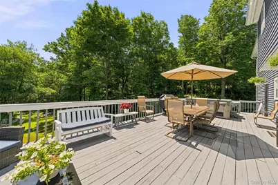 228 W Mombasha Road, Monroe, NY 10950 - Photo 39