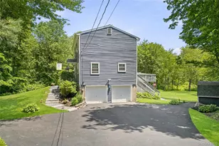228 W Mombasha Rd, Monroe, NY 10950 - Photo 5