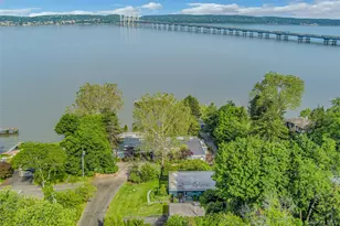 8 Edgewater Ln, Nyack, NY 10960 - Photo 3