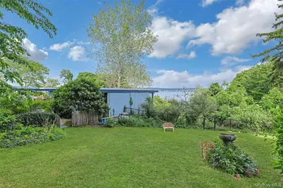8 Edgewater Lane, Nyack, NY 10960 - Photo 37
