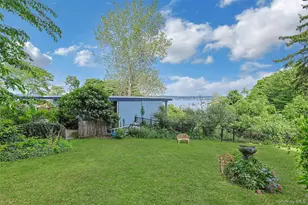 8 Edgewater Ln, Nyack, NY 10960 - Photo 37