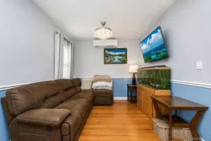 28 Weiner St, New York, NY 10309 - Photo 5