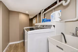 28 Weiner St, New York, NY 10309 - Photo 15
