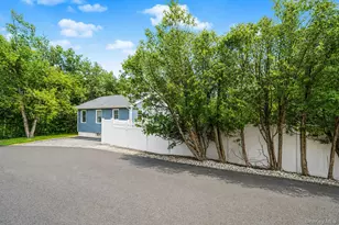 28 Weiner St, New York, NY 10309 - Photo 25