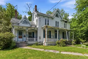 215 Main St, Cold Spring Harbor, NY 11724 - Photo 3