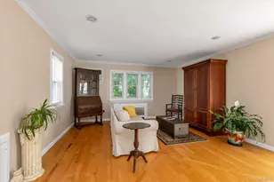 2 Inwood Rd, Glen Cove, NY 11542 - Photo 3
