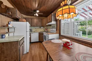 203 Lyman Rd, Patchogue, NY 11772 - Photo 9