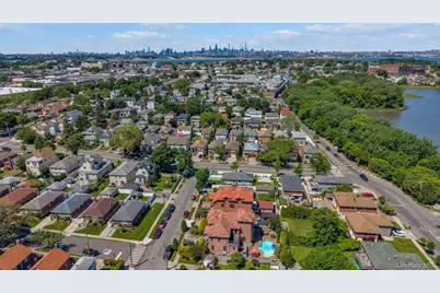 138-15 13th Avenue, Whitestone, NY 11357 - Photo 39