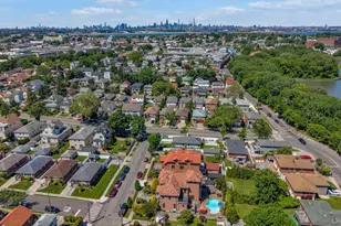 138-15 13th Ave, Whitestone, NY 11357 - Photo 39